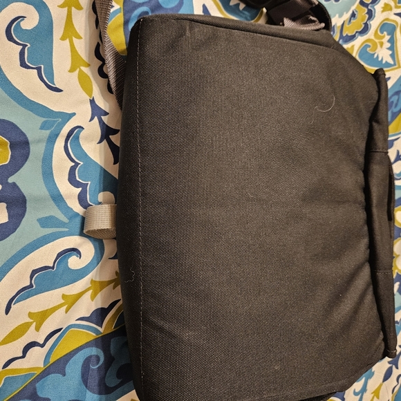 Osprey Messenger Bag - Picture 7 of 8